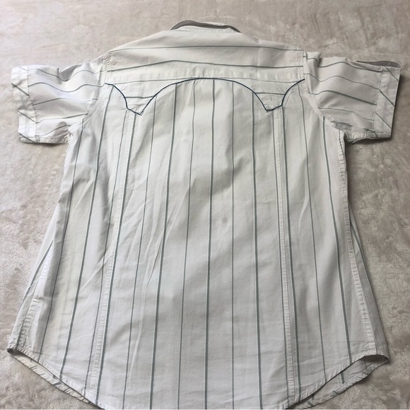 VON Dutch White SS Snap Down Striped Shirt EUC S - Picture 2 of 10